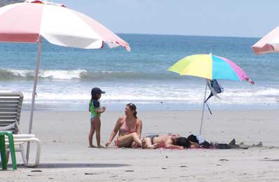 Family Beach Gateway